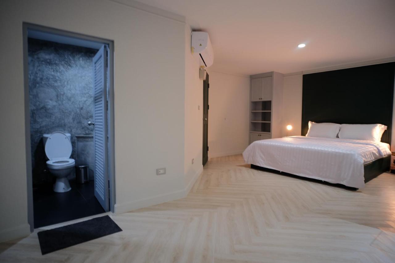 Baan Khun Pra Duplex Rm3 Bangkok Διαμέρισμα Εξωτερικό φωτογραφία